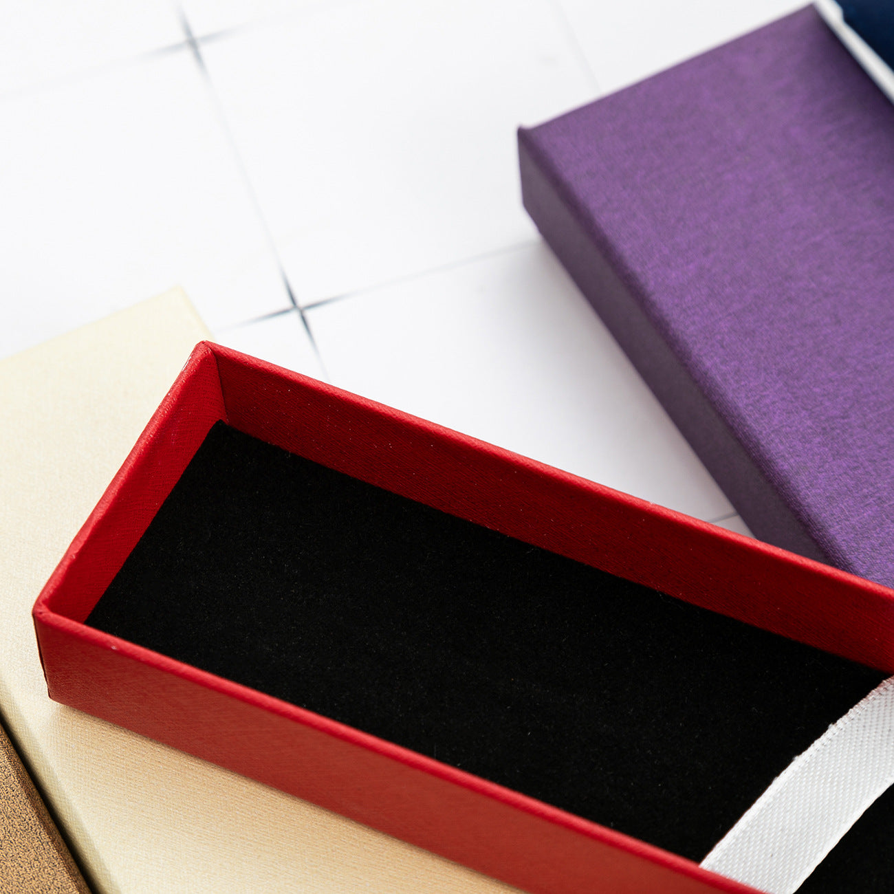 Christmas Pencil Case Made Of Paper, Perfect For Holiday Stationery Gifts