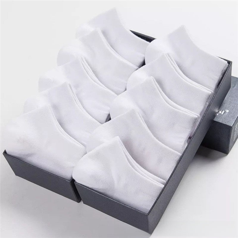 Unisex Casual Solid Color Socks In Dyed Black, Made With Comfortable Polyester Cotton For Spring Wear
