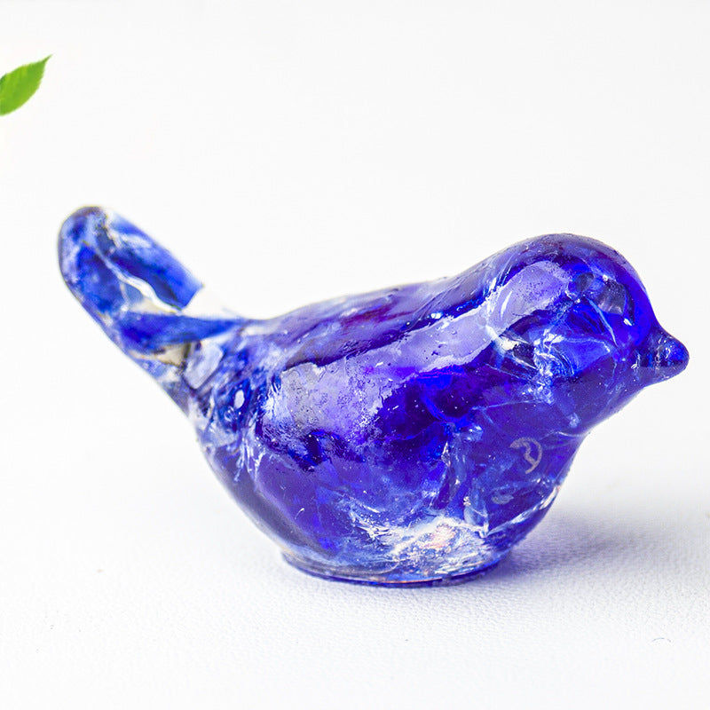 Modern Style Resin Bird Sculpture For National Day, Perfect Office Resin Craft Decoration
