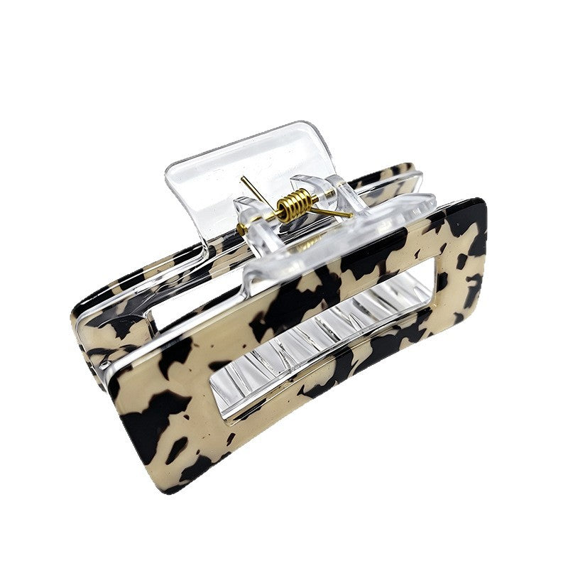 Original Design Leopard Print Hair Claws For Women Made Of Durable PS Material With Acrylic Inlay