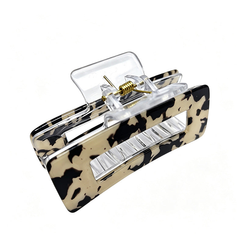 Original Design Leopard Print Hair Claws For Women Made Of Durable PS Material With Acrylic Inlay