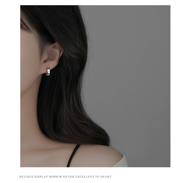 Lingge For Women Simple Style Earrings Made Of S999 Silver In Silver Color, Featuring Elegant Stud Design