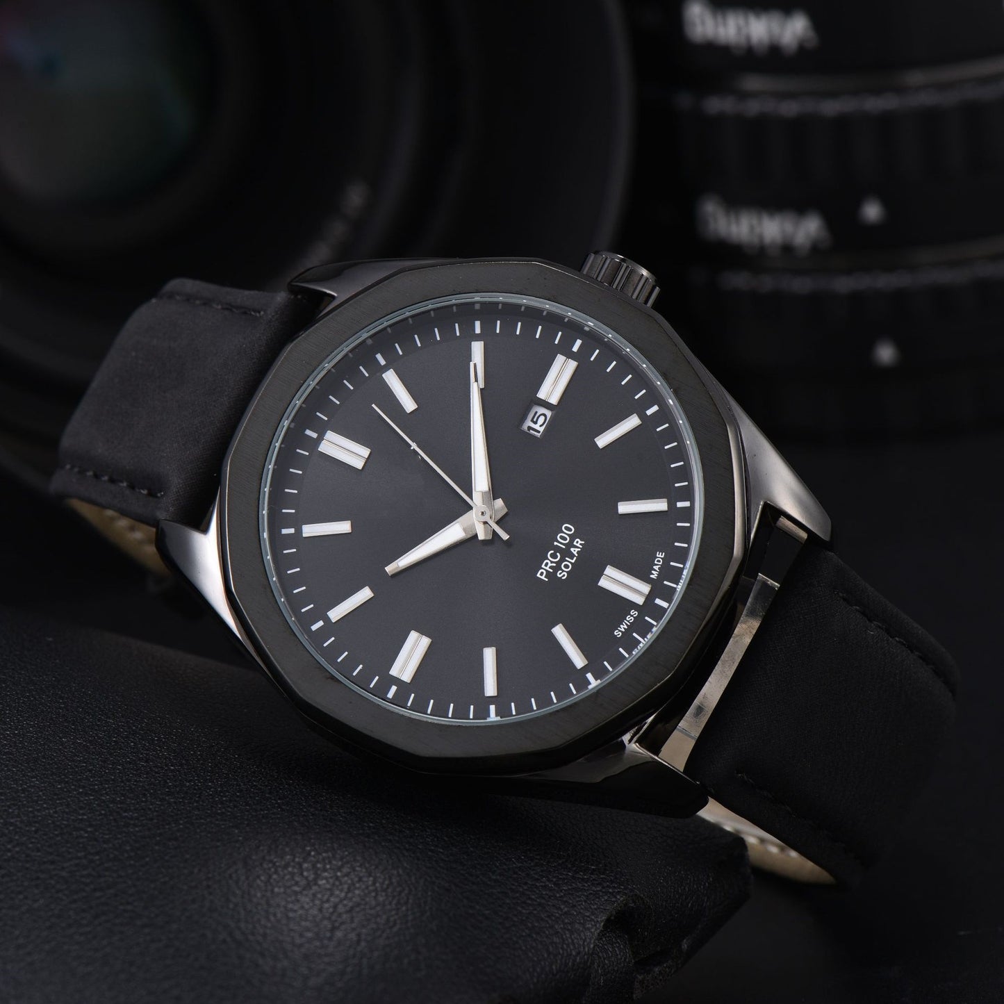 Men's Quartz Watch With Round Dial, Steel Belt Strap, Pin Buckle, And Tempered Glass Mirror