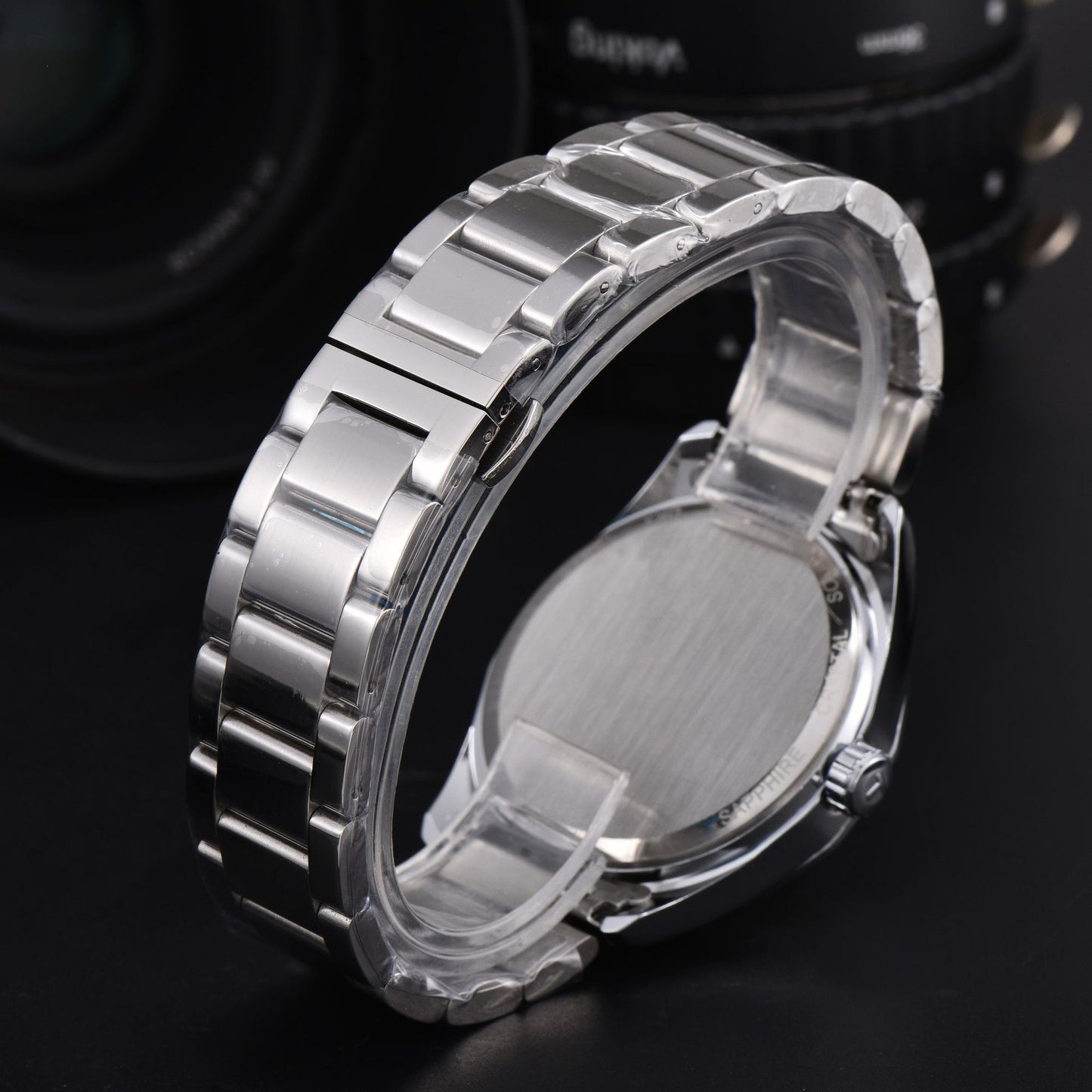 Men's Quartz Watch With Round Dial, Steel Belt Strap, Pin Buckle, And Tempered Glass Mirror
