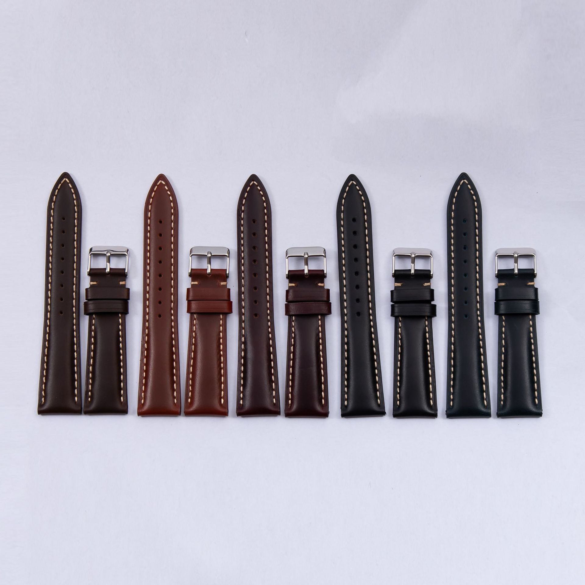 Unisex Retro Watch Strap In Genuine Leather Featuring Totem Pattern, Available In Dyed Black
