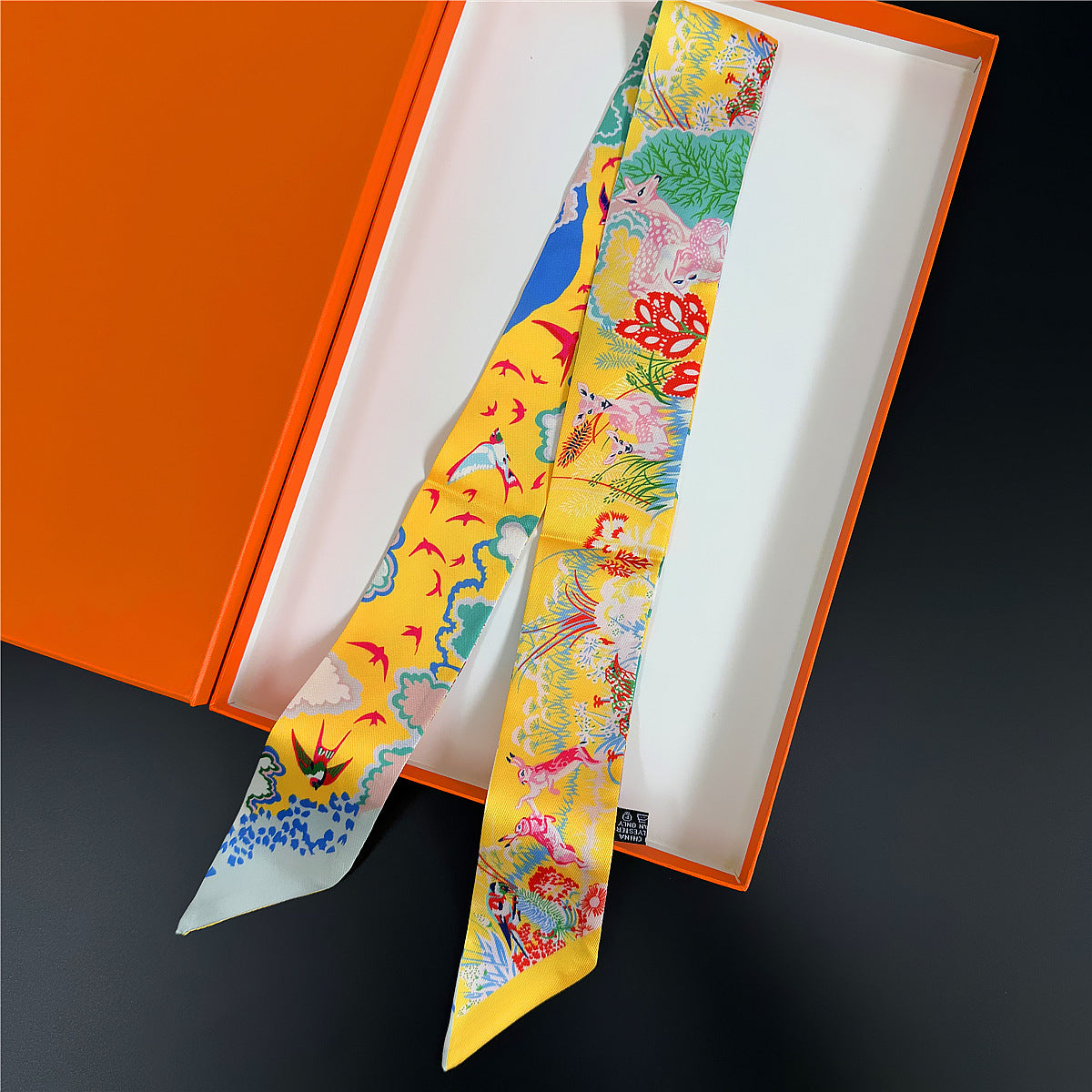Silk Scarf Featuring Horse Pattern Made Of Polyester, Perfect For Spring