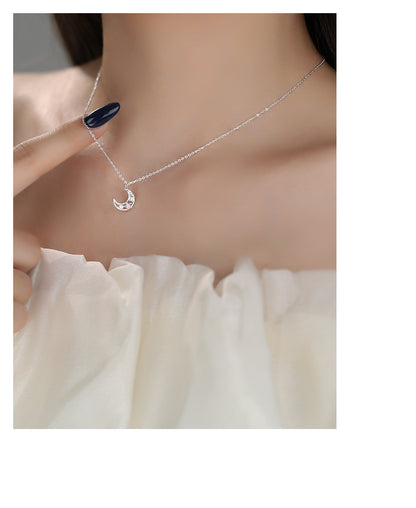 Moon Choker For Women In S999 Silver With Zircon Inlay, Elegant Silver Necklace