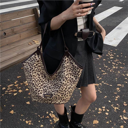 Leopard Print Genuine Leather Square Tote Bag For Women Featuring Ornament Design, Perfect For Autumn And Winter