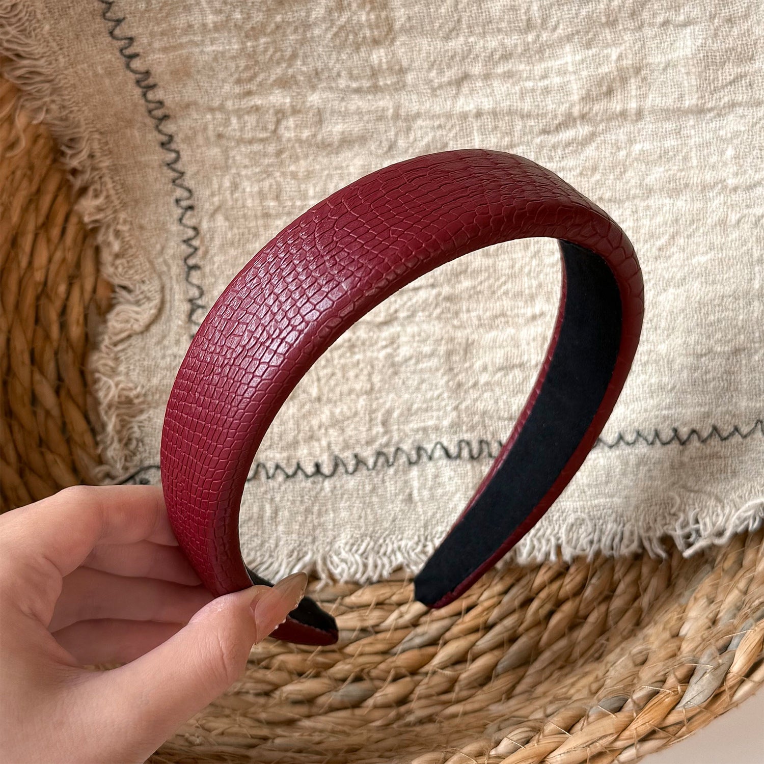 Solid Color Hair Band For Women In Wine Red, Featuring PU Leather Material, Perfect For Autumn