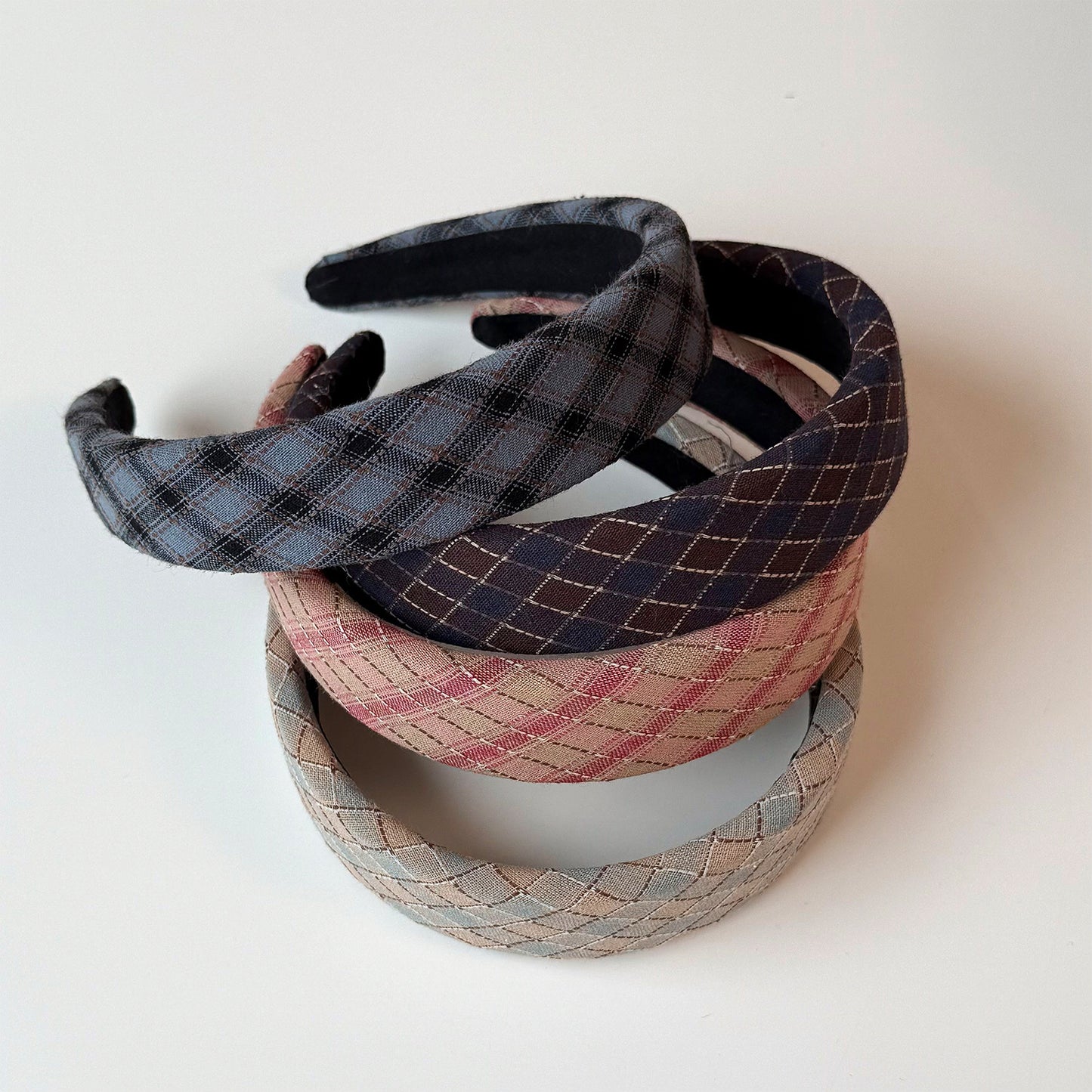 Oval Hair Band For Women In Navy Blue, Made Of Cloth, Perfect For Autumn