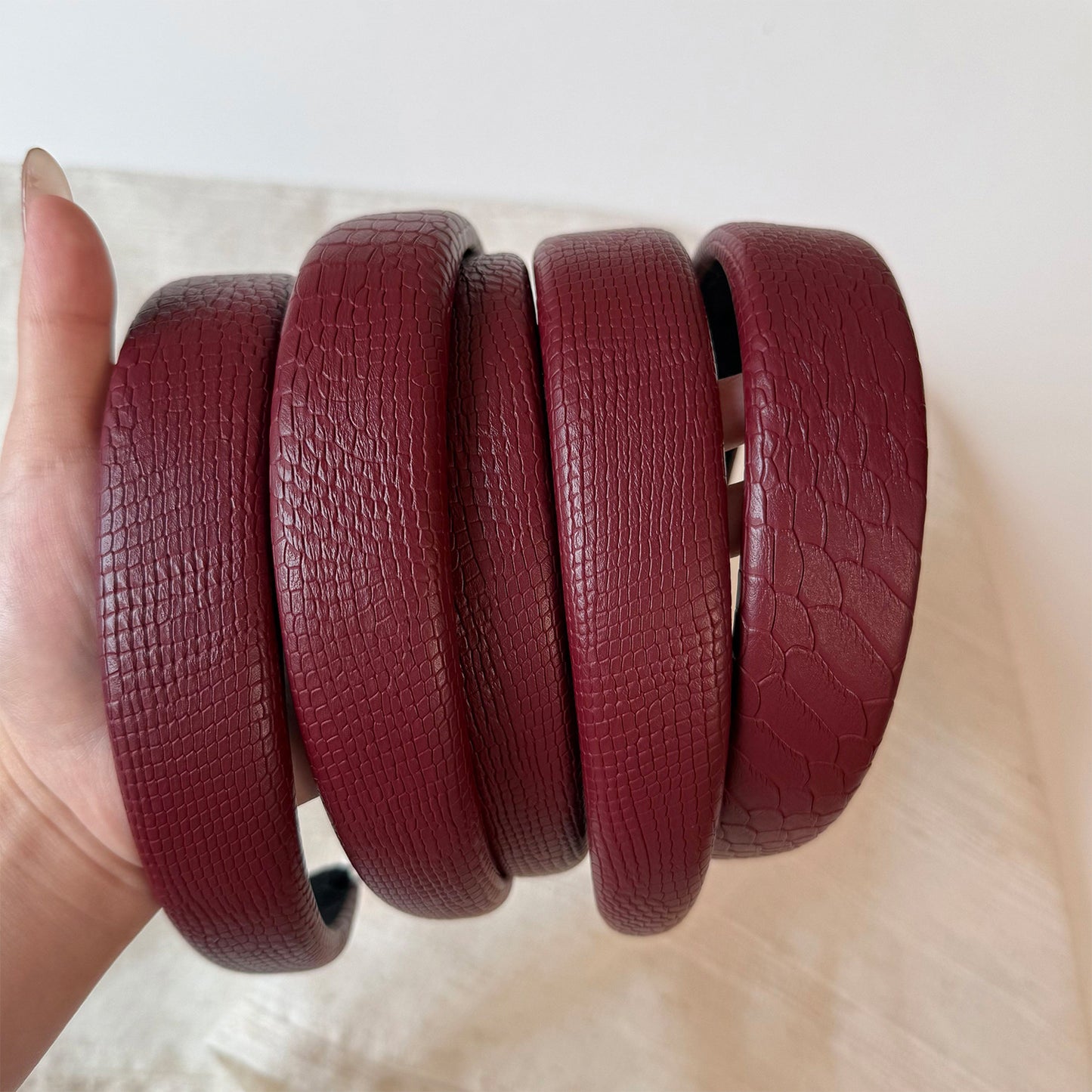 Solid Color Hair Band For Women In Wine Red, Featuring PU Leather Material, Perfect For Autumn