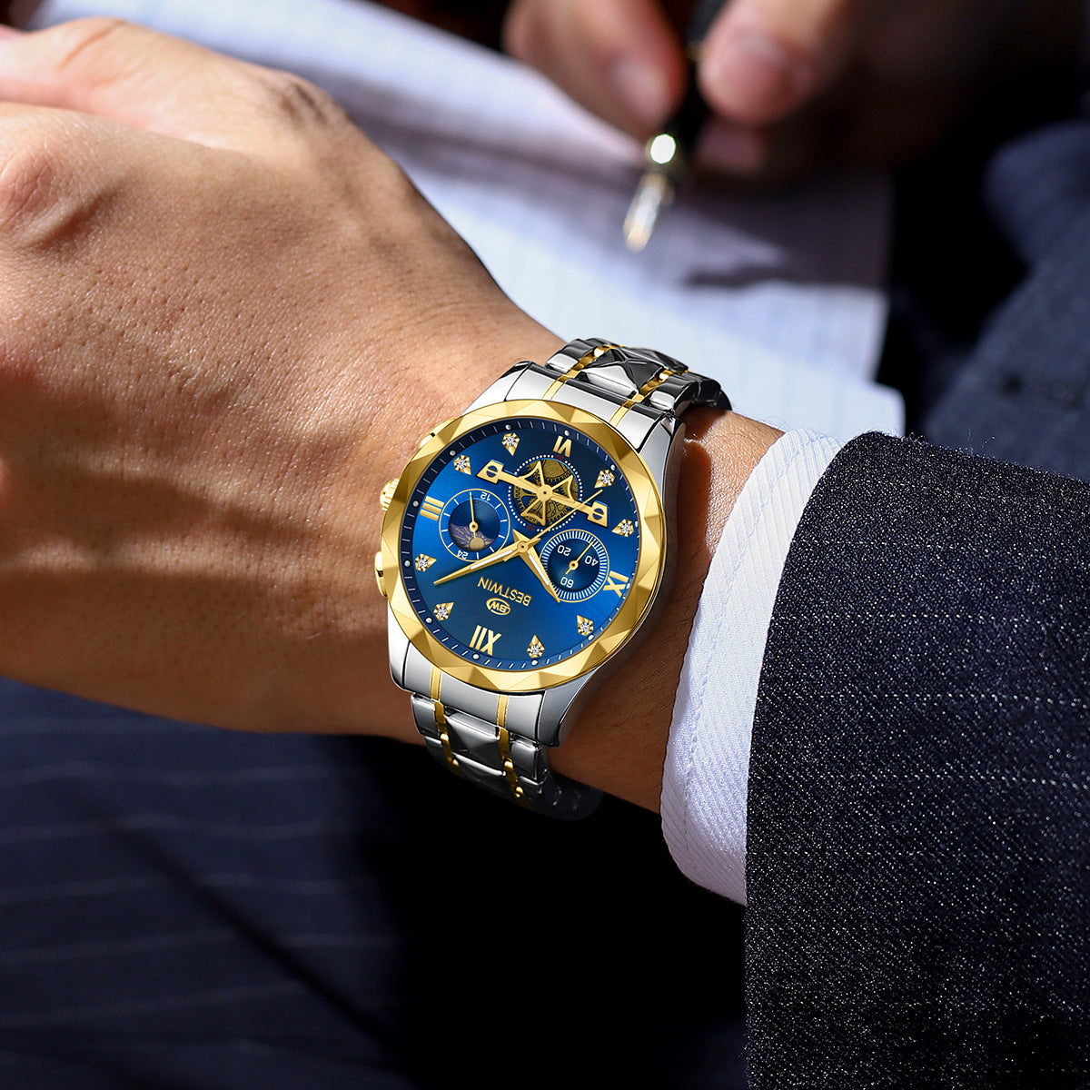Men's Quartz Watch With Stainless Steel Strap And Butterfly Double Snap Buckle, Round Dial Featuring Tempered Glass And Pointer Display