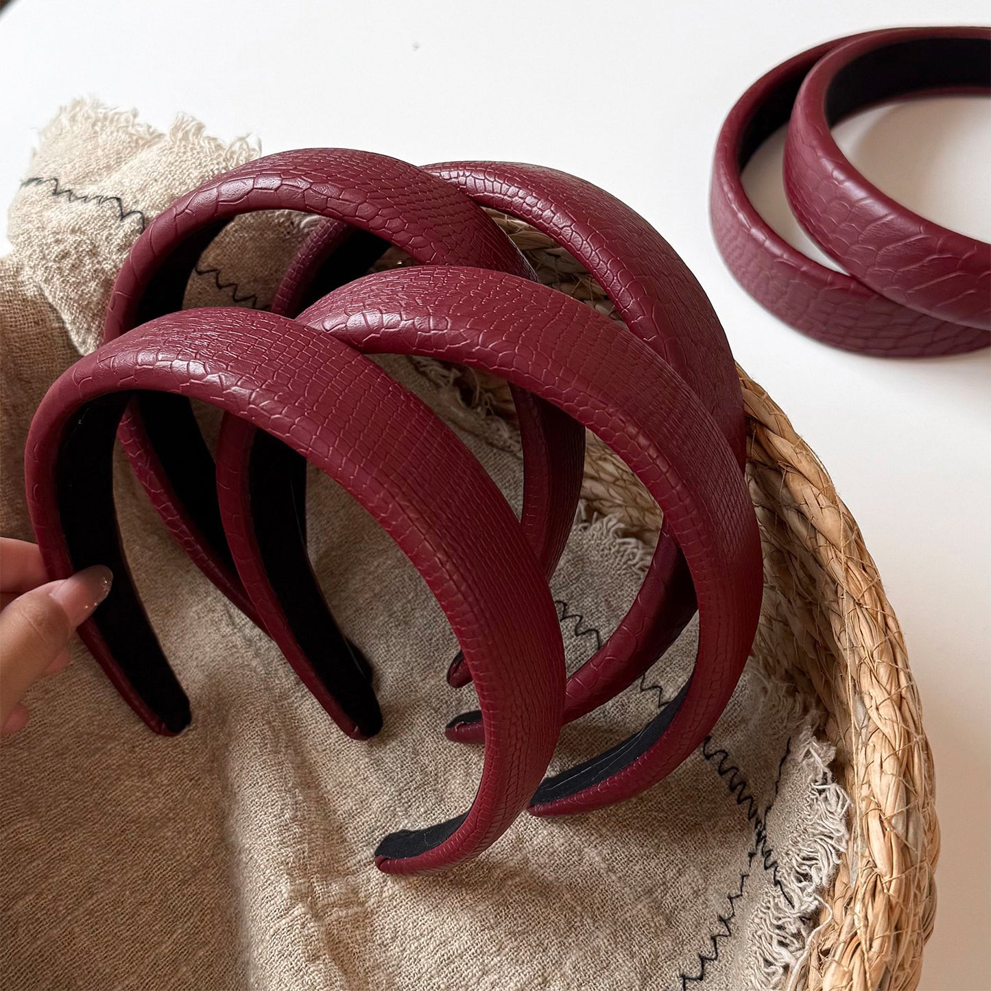 Solid Color Hair Band For Women In Wine Red, Featuring PU Leather Material, Perfect For Autumn