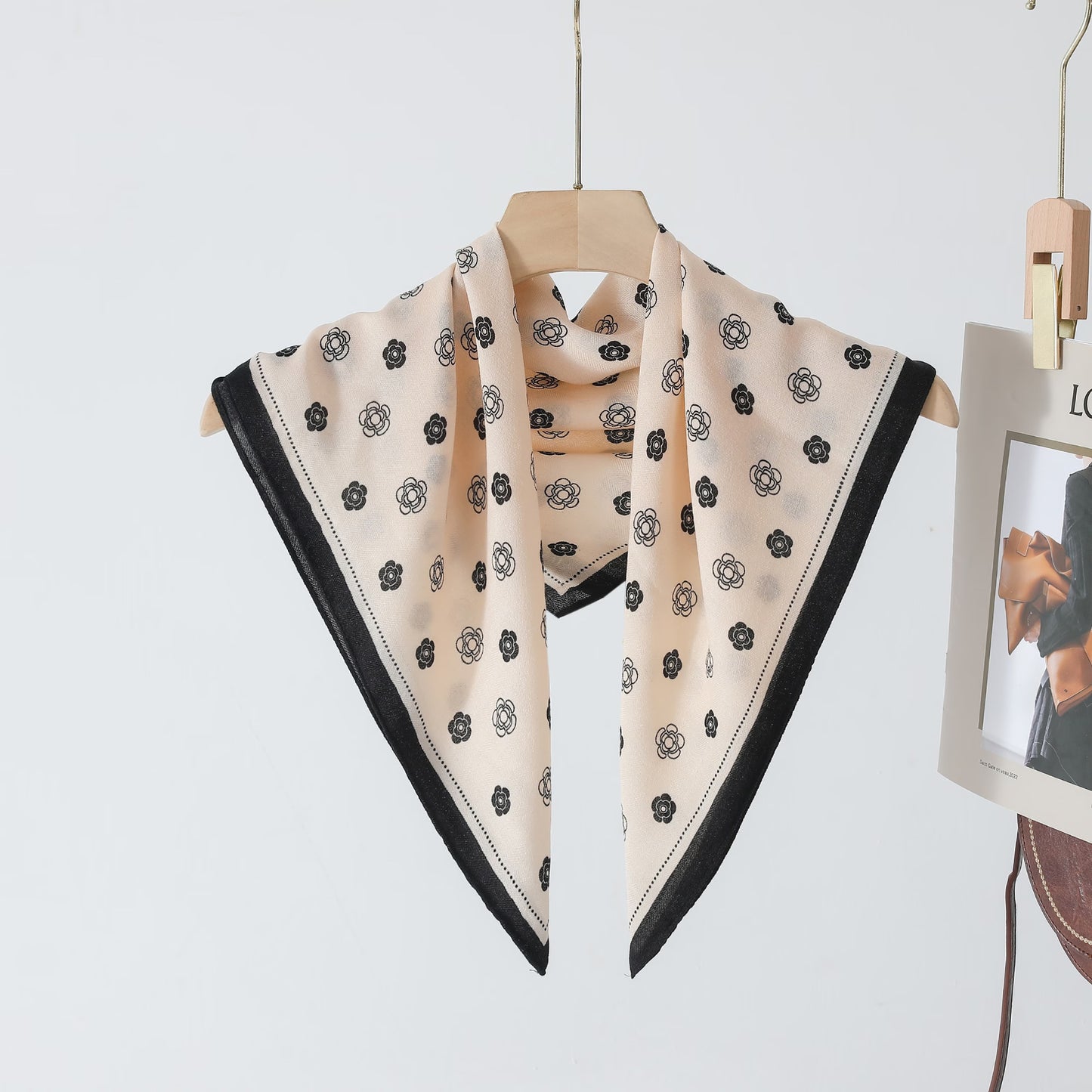 Silk Satin Scarf With Flowers Pattern In Commute Style, Perfect For Autumn Season