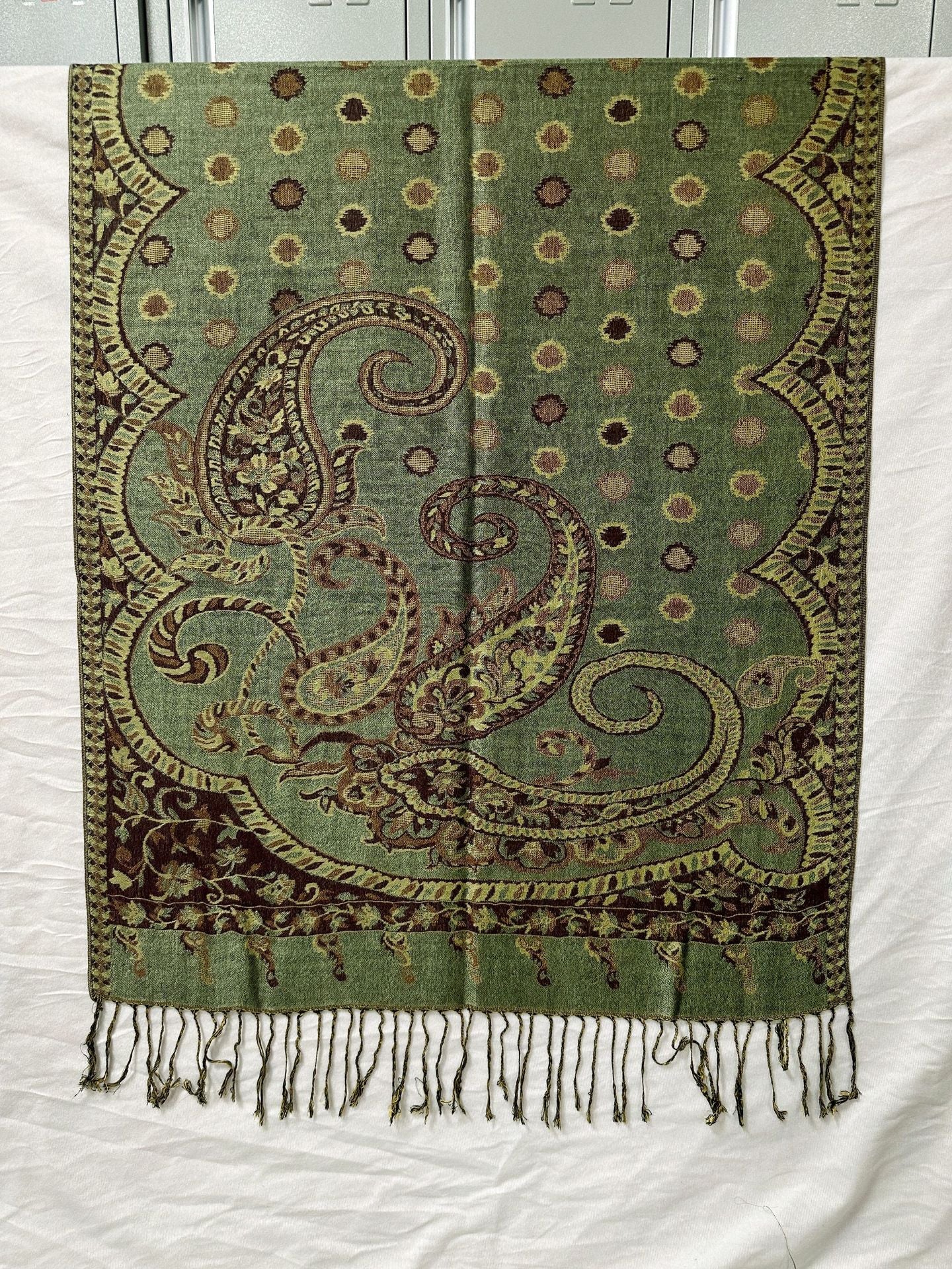 Polyester Tassel Shawl Scarf For Spring, Lightweight And Stylish Accessory