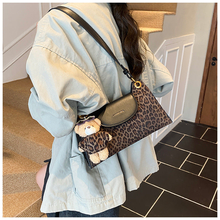 Leopard Print Square Underarm Bag For Women In Polyester With Single Shoulder Strap Ornament