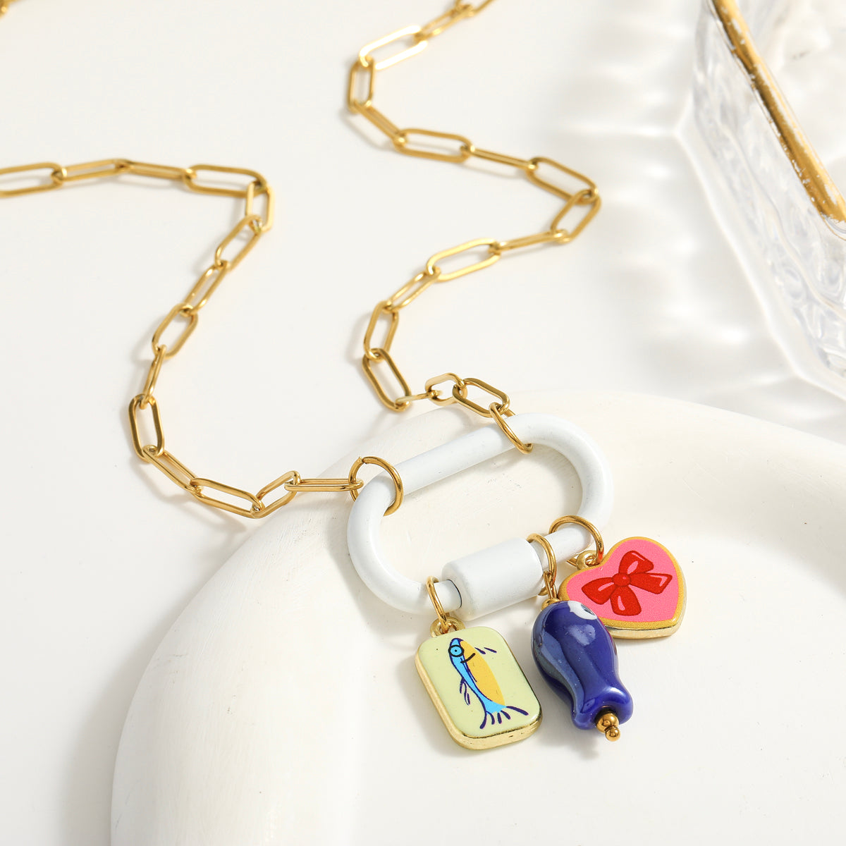 Palm Electroplated Multicolor Necklace For Women In Simple Style With 201 Stainless Steel Paperclip Chain