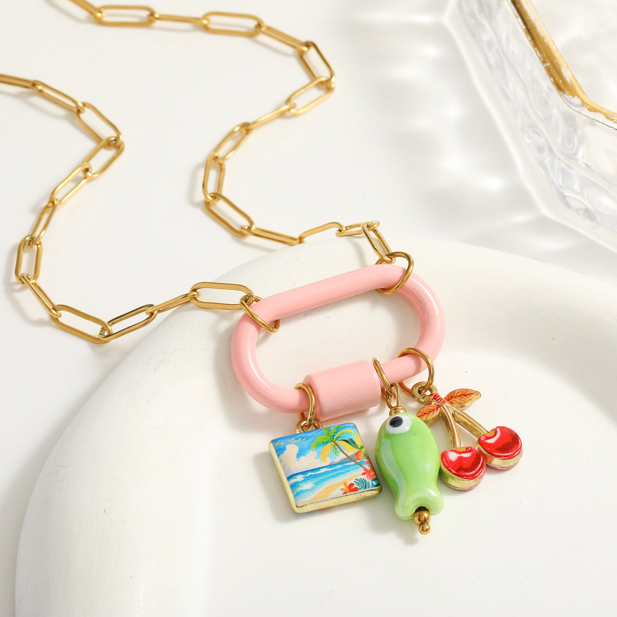 Palm Electroplated Multicolor Necklace For Women In Simple Style With 201 Stainless Steel Paperclip Chain