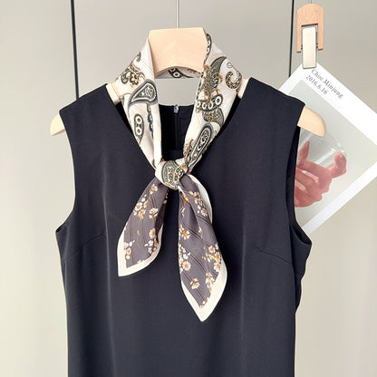 Elegant Silk Cashew Nuts Pattern Silk Scarf For Women In Grey, Perfect For Summer