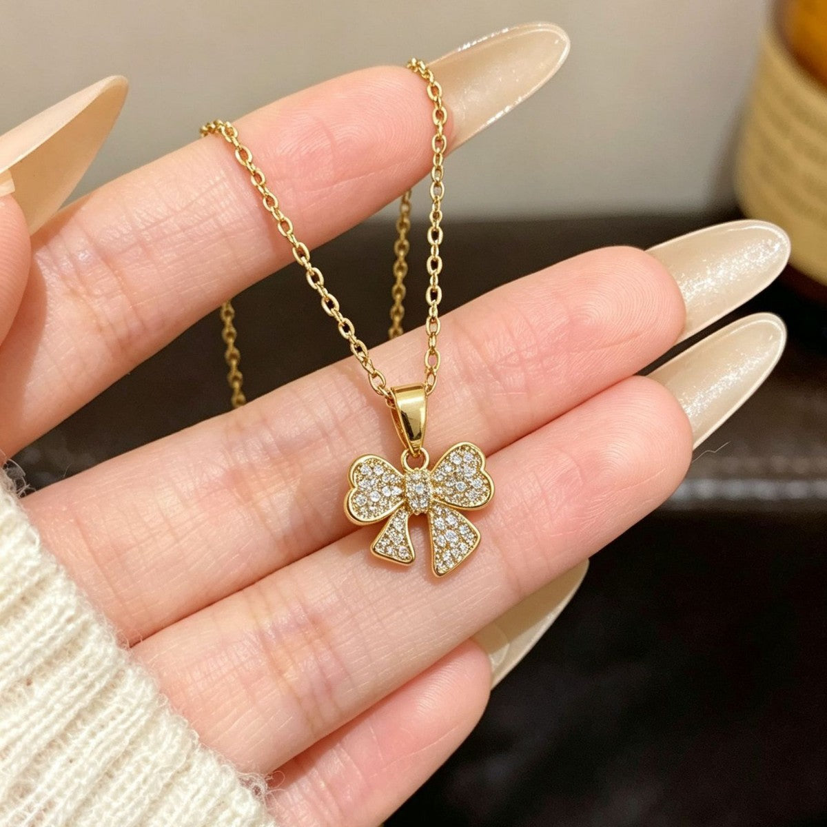 Sweet Bow Tie Pendant Necklace For Adults In 304 Stainless Steel With Cable Chain, Perfect For Party Wear