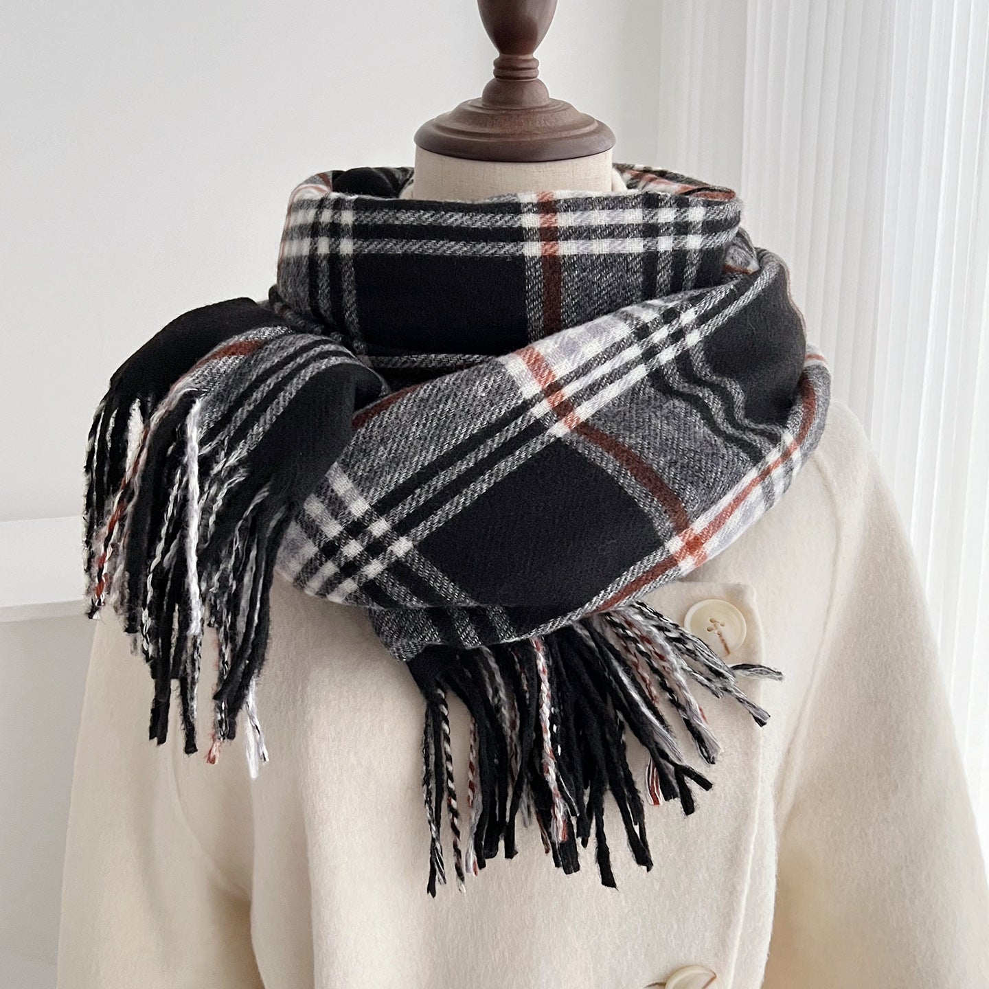 Plaid Scarf For Women In Imitation Cashmere, Beige Color, Perfect For Autumn Season