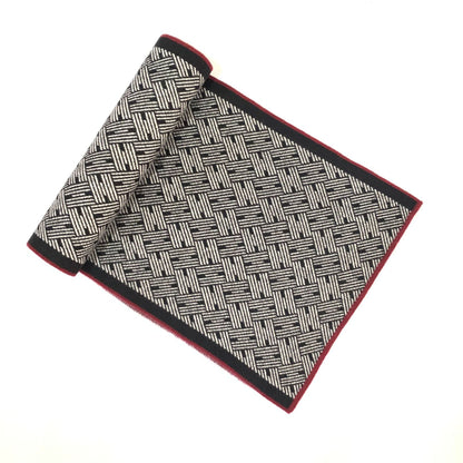 Men's Plaid Knit Scarf In Black & White, Perfect For Autumn And Winter