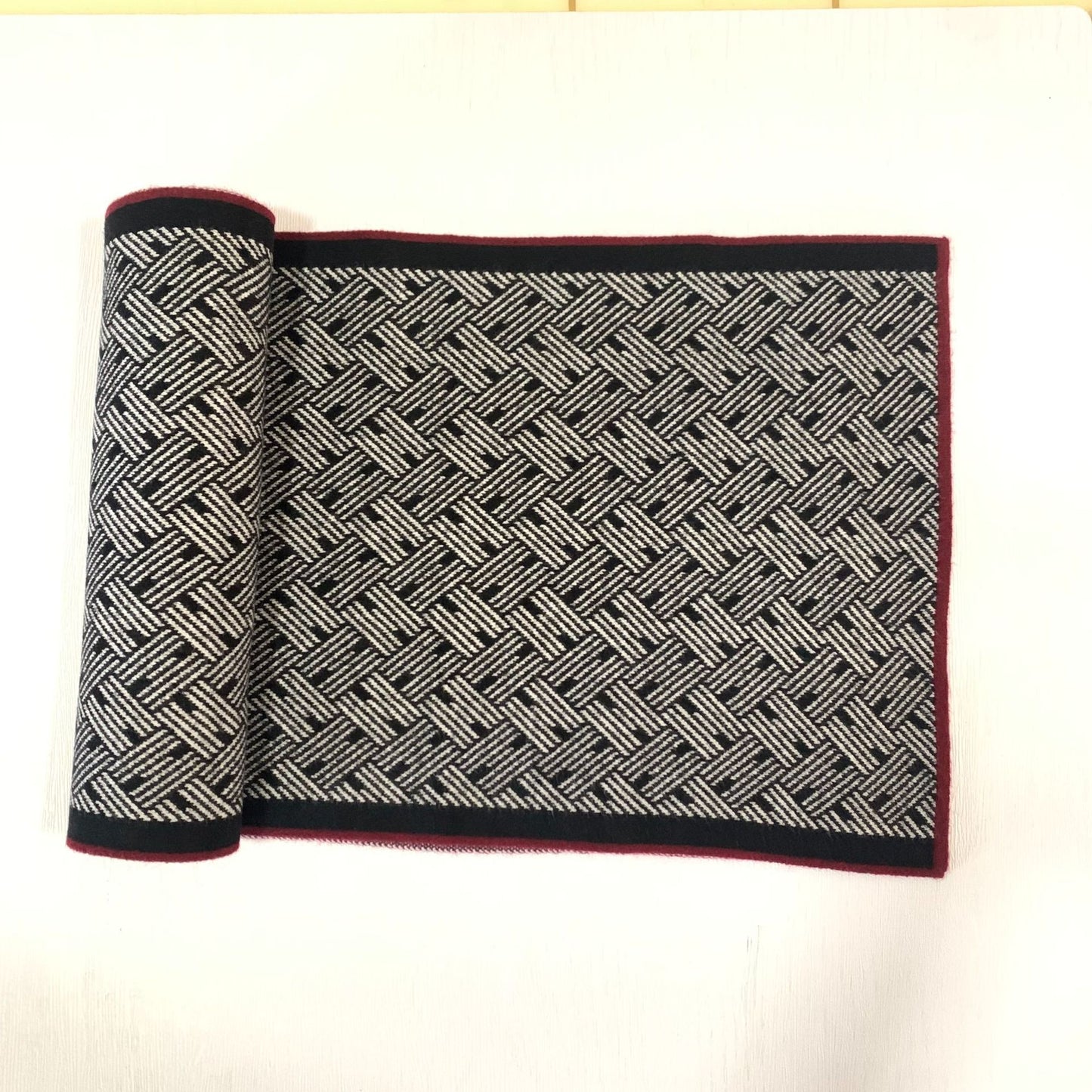 Men's Plaid Knit Scarf In Black & White, Perfect For Autumn And Winter