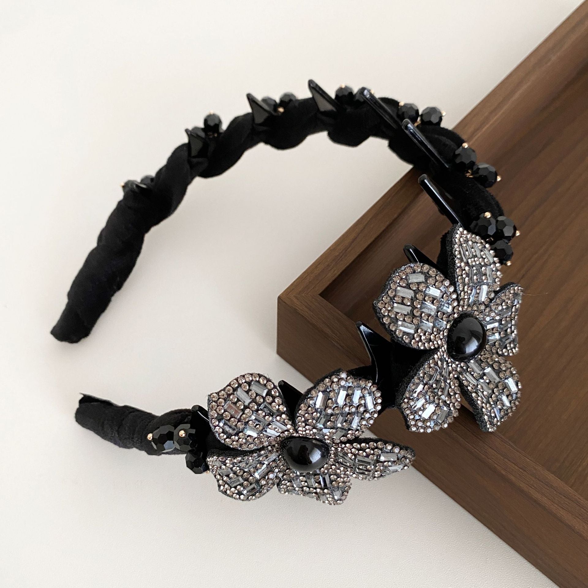 Flowers Jewelry Headband For Women In Velvet With Rhinestones, Summer Commute Style Hair Accessory