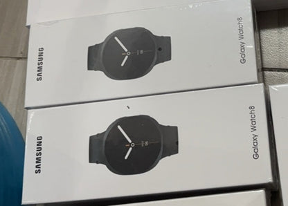 Unisex Smart Watch With Round Dial Featuring Plexiglass Mirror And Silica Gel Strap In Dyed Black
