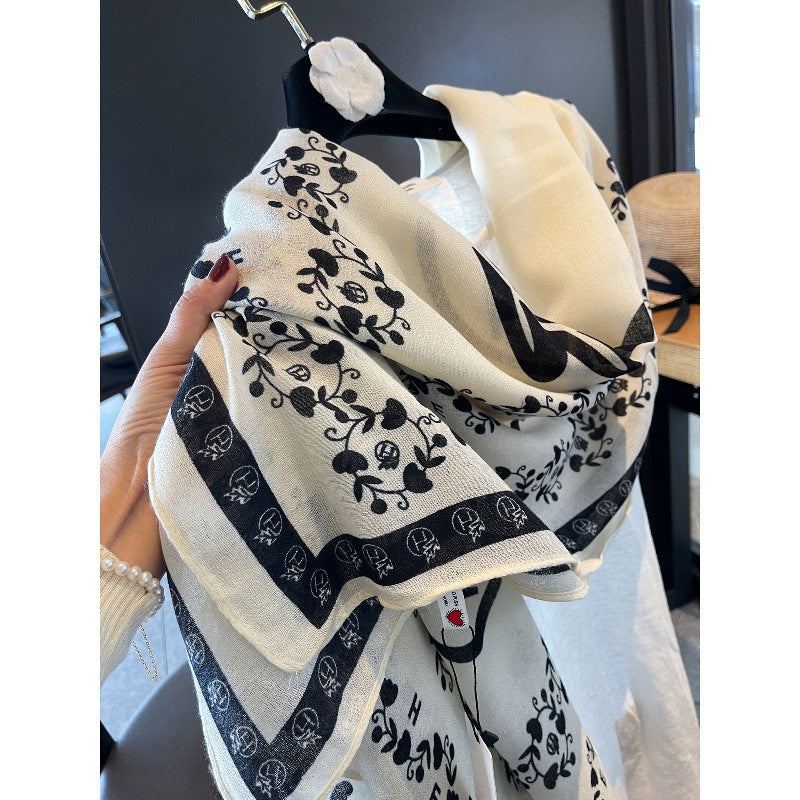 Women's Polyester Scarf Perfect For Summer, Lightweight And Stylish Accessory