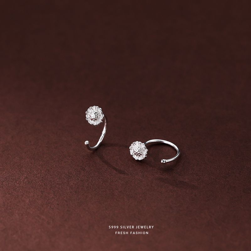 Silver Flowers Ear Hook For Women Made Of S999 Silver Featuring Electroplated Craftsmanship In Simple Style