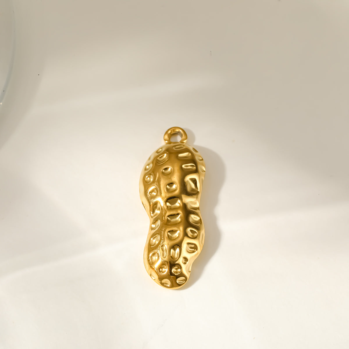 Strawberry Pendant 304 Stainless Steel 18K Gold Plated PVD Coating 0.03µm With Artificial Pearl, 1 PCS