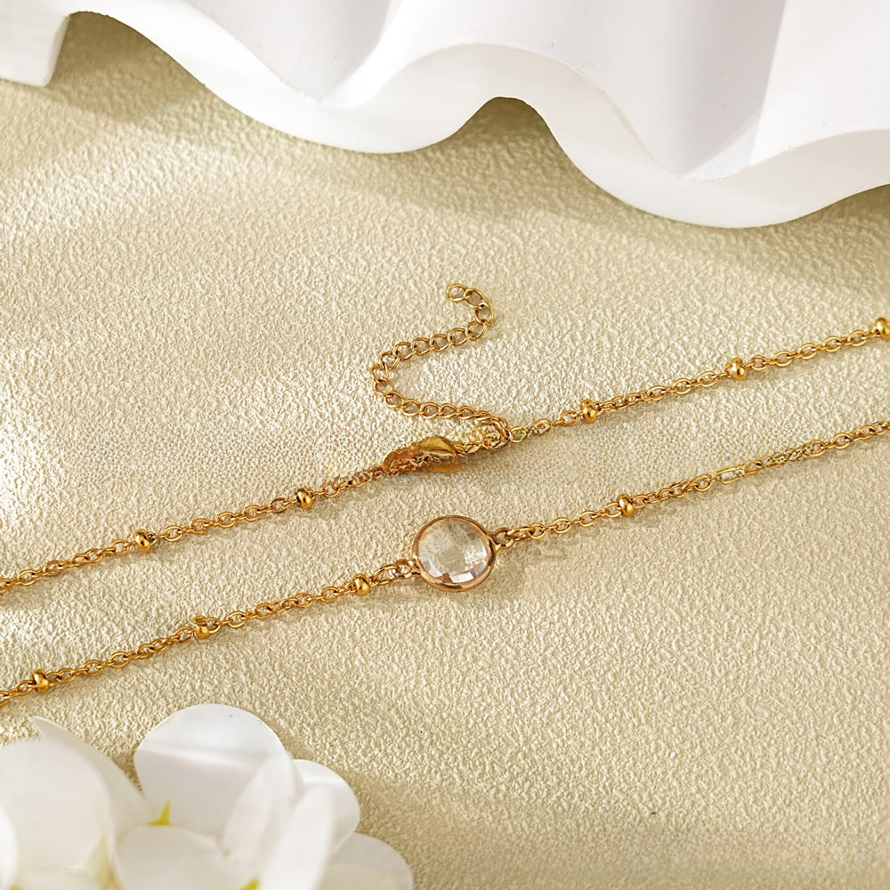 Retro Round Gold Necklace For Women With Copper Pendant And Diamond Inlay