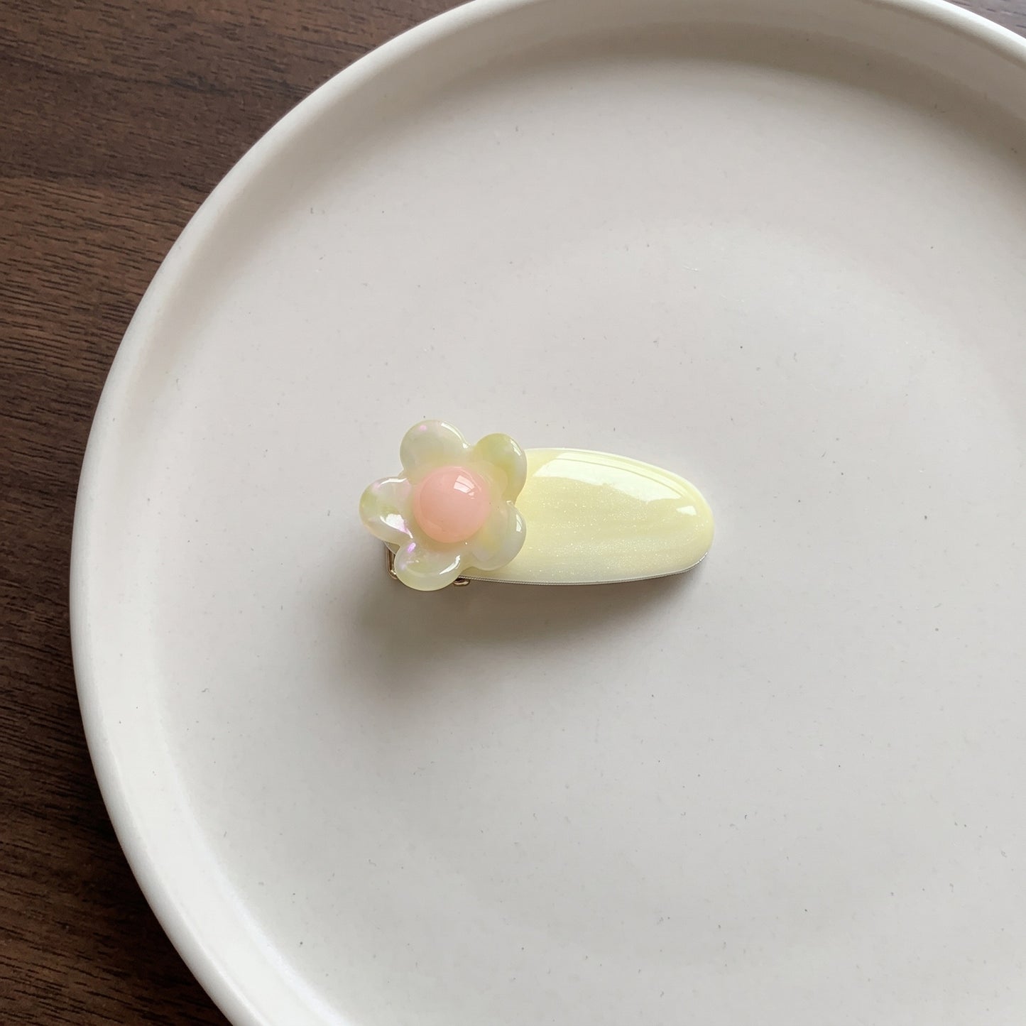 Commute Style Flowers Hairpin For Women Made Of Acetic Acid Sheets In Light Blue, Perfect For Summer