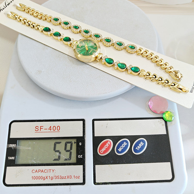Women’s Quartz Watch Jewelry Set With Round Dial, Alloy Strap, Single Folding Buckle, And Ordinary Glass Mirror