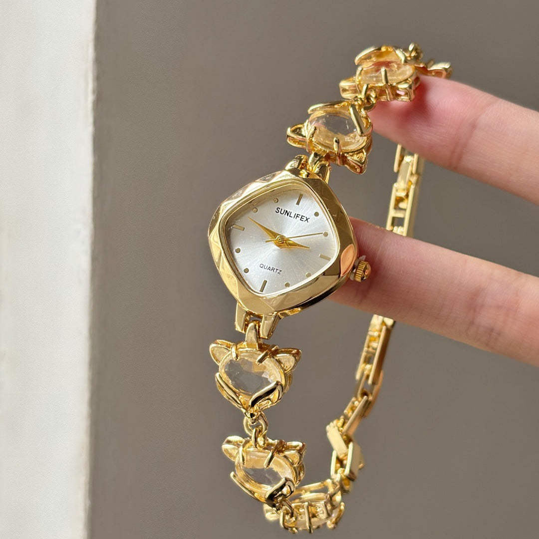Women's Quartz Watch With Rhombus Dial Featuring Alloy Strap, Ordinary Glass Mirror, And Pointer Display