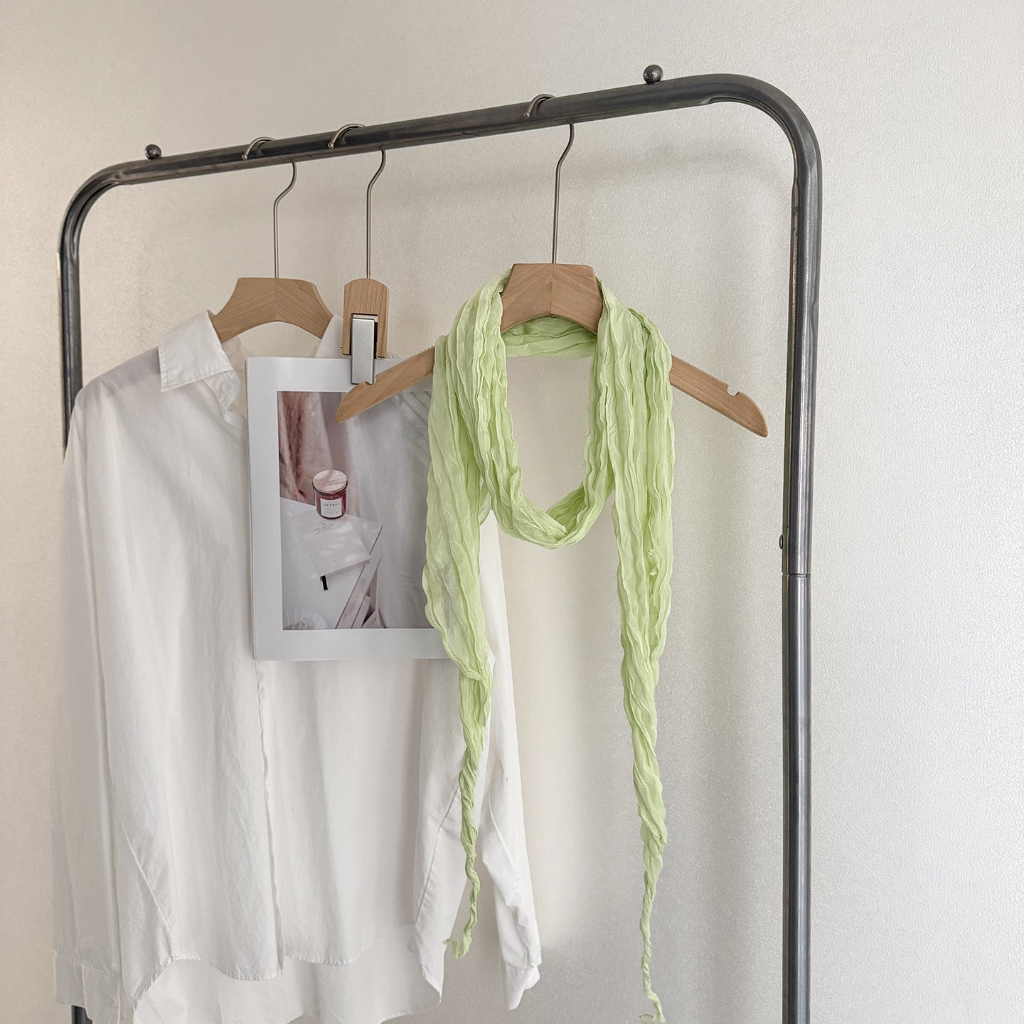 Solid Color Scarf For Women In White, Made Of Polyester, Suitable For Autumn And Winter