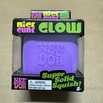 Square Squishy Toy Made Of TPR Featuring Luminous Craft, Available As Slow Rebound Toy