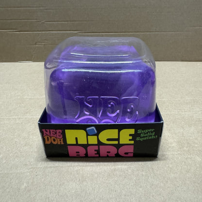Square Squishy Toy Made Of TPR Featuring Luminous Craft, Available As Slow Rebound Toy