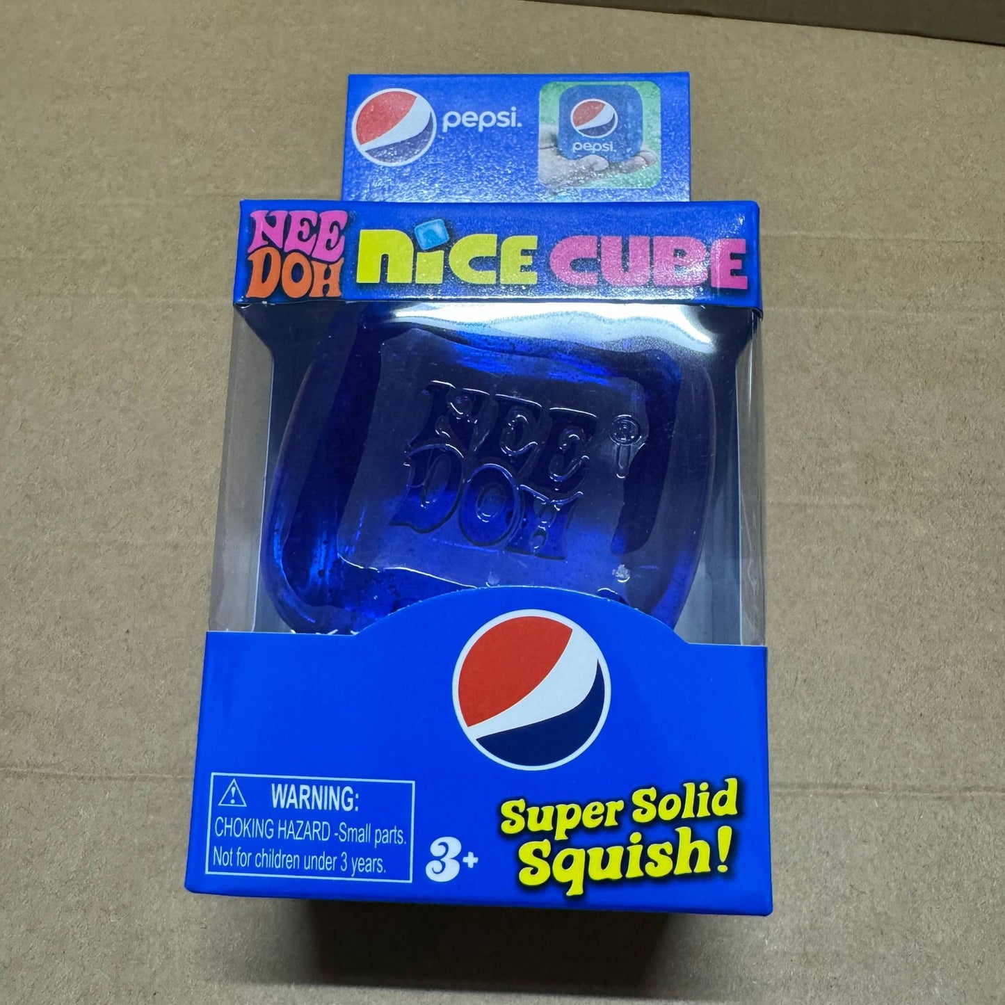 Square Squishy Toy Made Of TPR Featuring Luminous Craft, Available As Slow Rebound Toy