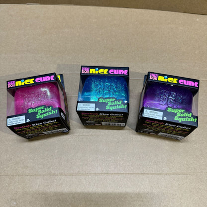 Square Squishy Toy Made Of TPR Featuring Luminous Craft, Available As Slow Rebound Toy