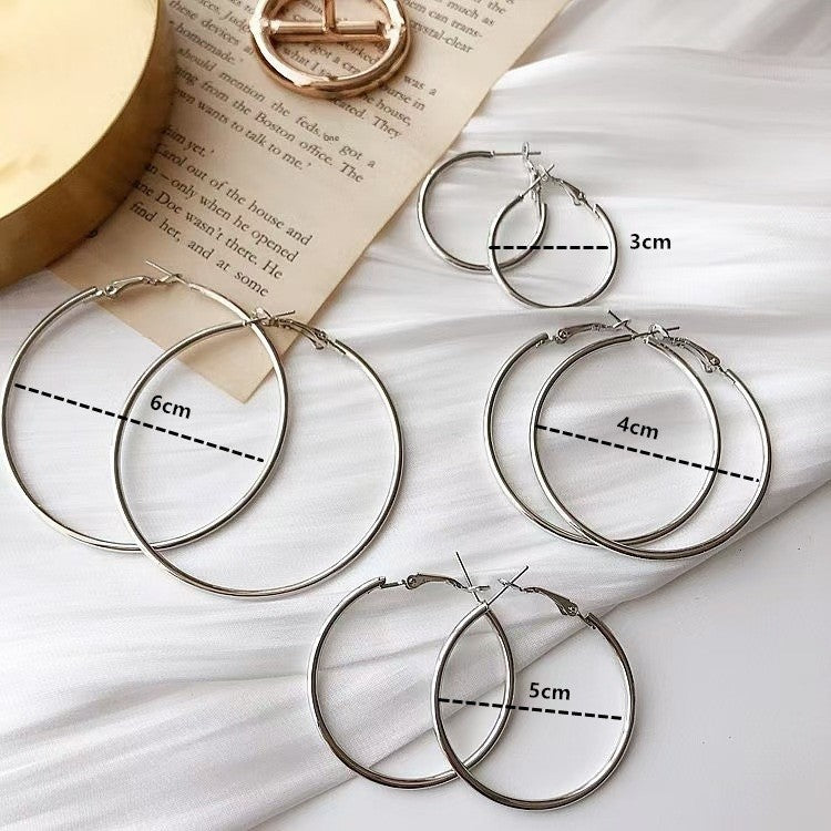 Round Gold Hoop Earrings For Unisex Featuring Exaggerated Style And 304 Stainless Steel Posts With Iron Material