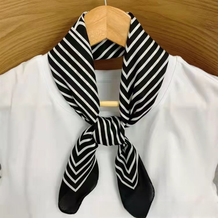 Women's Chiffon Silk Scarf With Flowers Pattern In White, Perfect For Spring