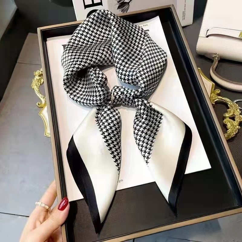 Women's Chiffon Silk Scarf With Flowers Pattern In White, Perfect For Spring