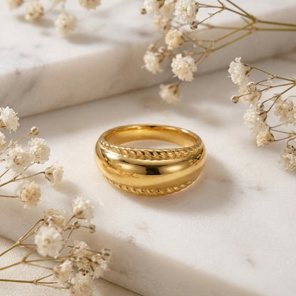 Geometric Electroplated Rings For Women In 304 Stainless Steel With 18K Real Gold PVD Coating And Shell Inlay