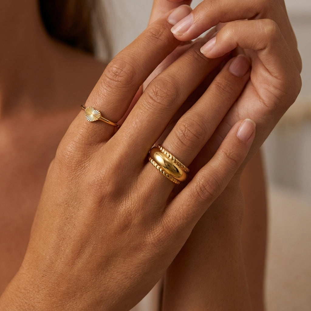 Geometric Electroplated Rings For Women In 304 Stainless Steel With 18K Real Gold PVD Coating And Shell Inlay