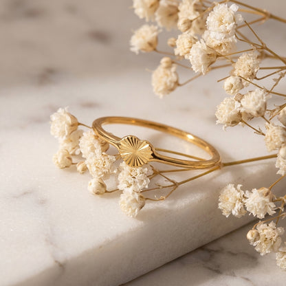 Geometric Electroplated Rings For Women In 304 Stainless Steel With 18K Real Gold PVD Coating And Shell Inlay
