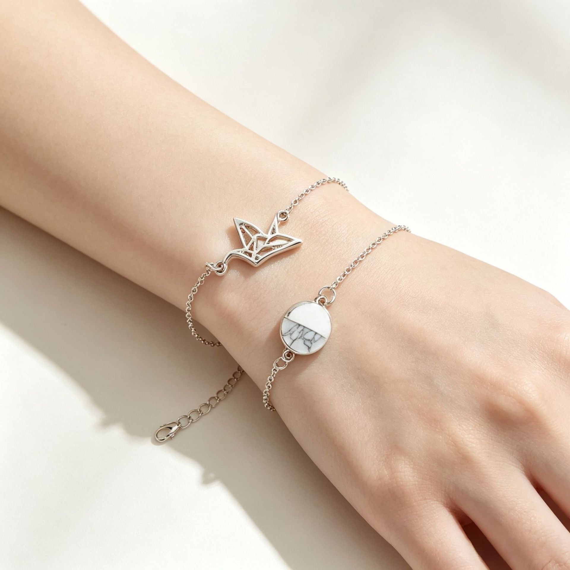 Three-dimensional Geometric Gold Zinc Alloy Bracelet With Electroplated Finish, Stylish Couple Jewelry