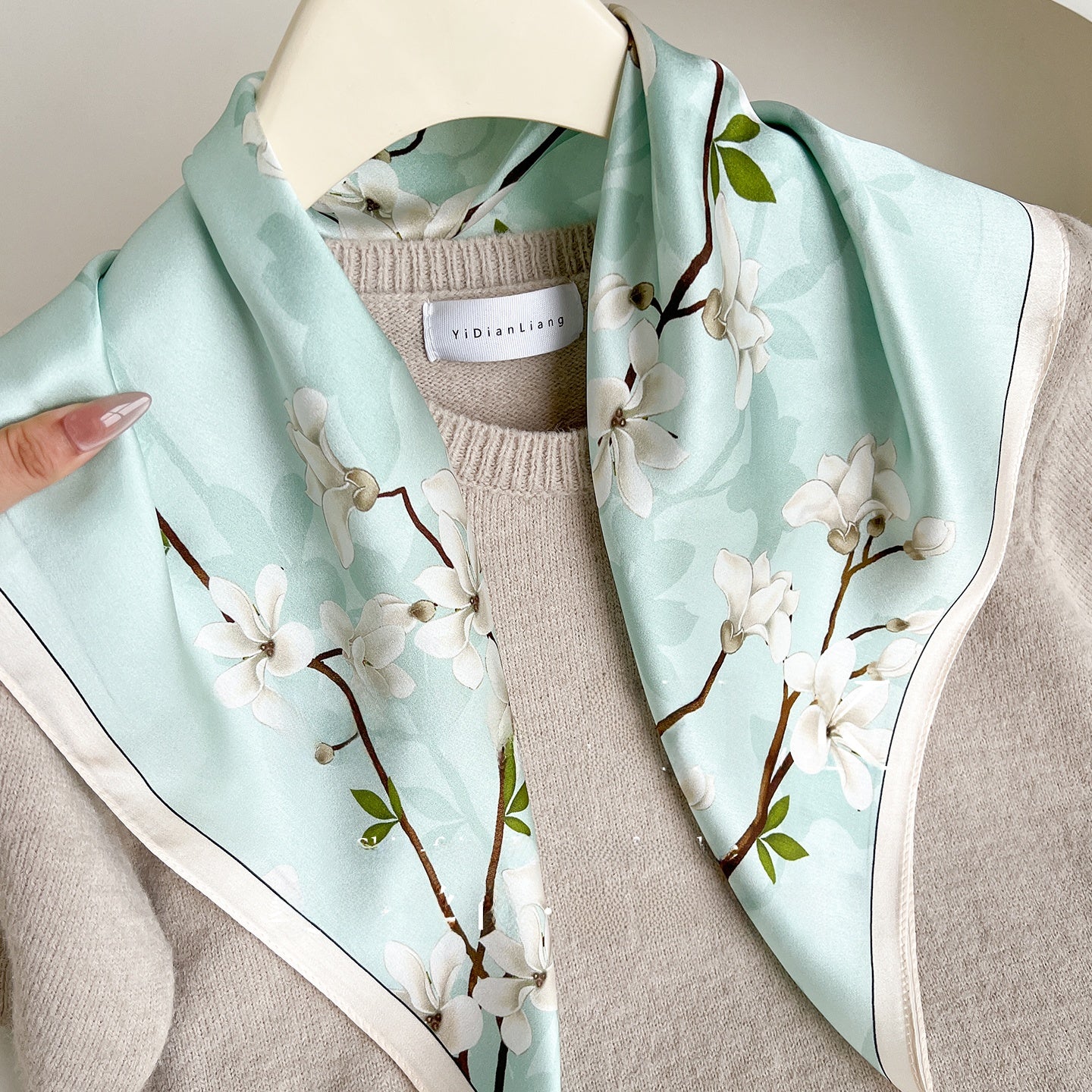 Casual Women’s Silk Scarf With Flowers Pattern In Green, Perfect For Spring