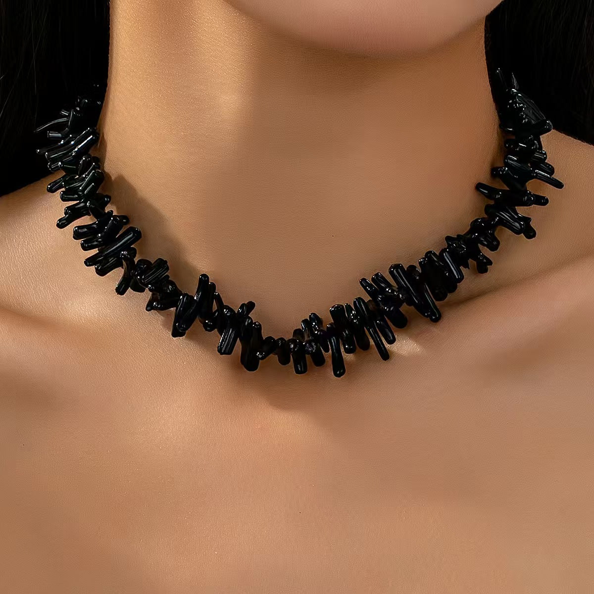 Handmade Cute Geometric Acrylic Choker Necklace For Women With 0.03µm Thick Handmade Chain